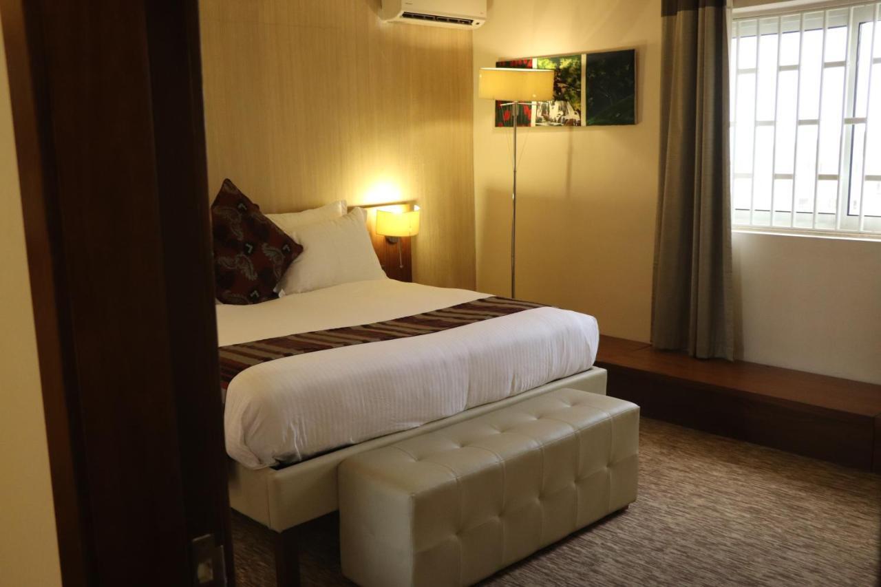 Mamba Point Hotel 蒙罗维亚 外观 照片