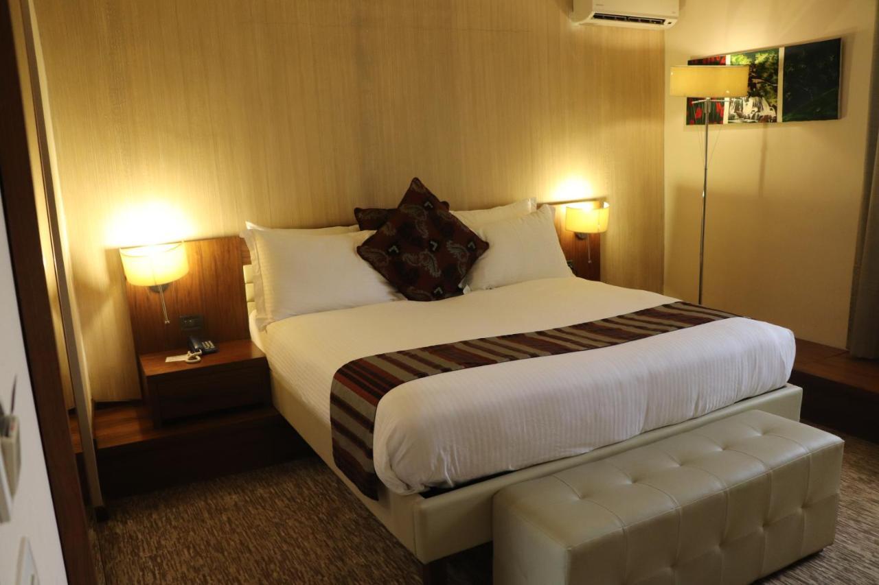 Mamba Point Hotel 蒙罗维亚 外观 照片